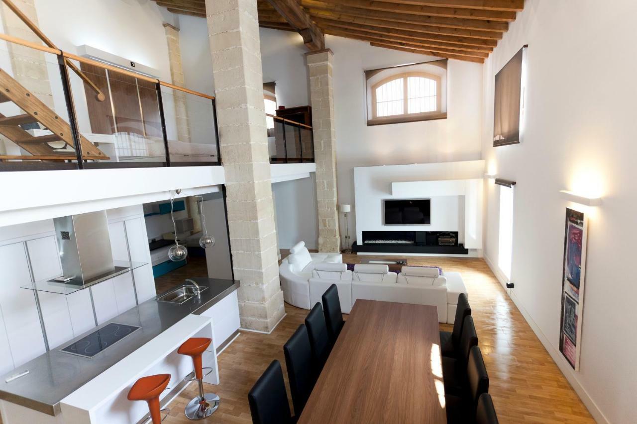 G&H Apartments - Duplex Tipo Loft Jerez de la Frontera Esterno foto